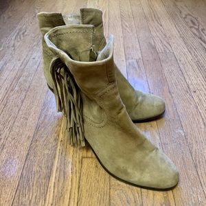 Sam Edelman Louie Booties size 9